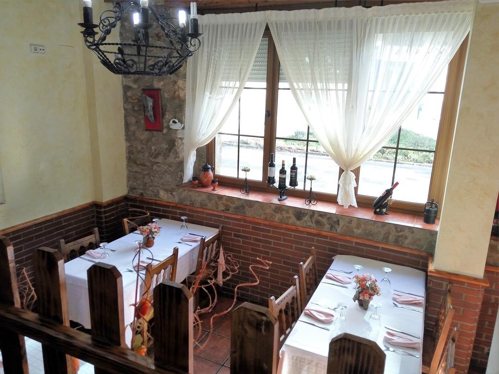Hotel Rural La Piedra Arija Extérieur photo