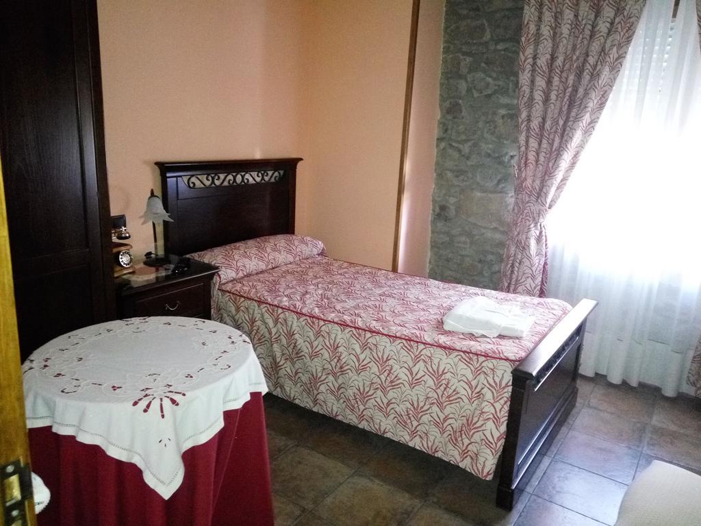 Hotel Rural La Piedra Arija Extérieur photo